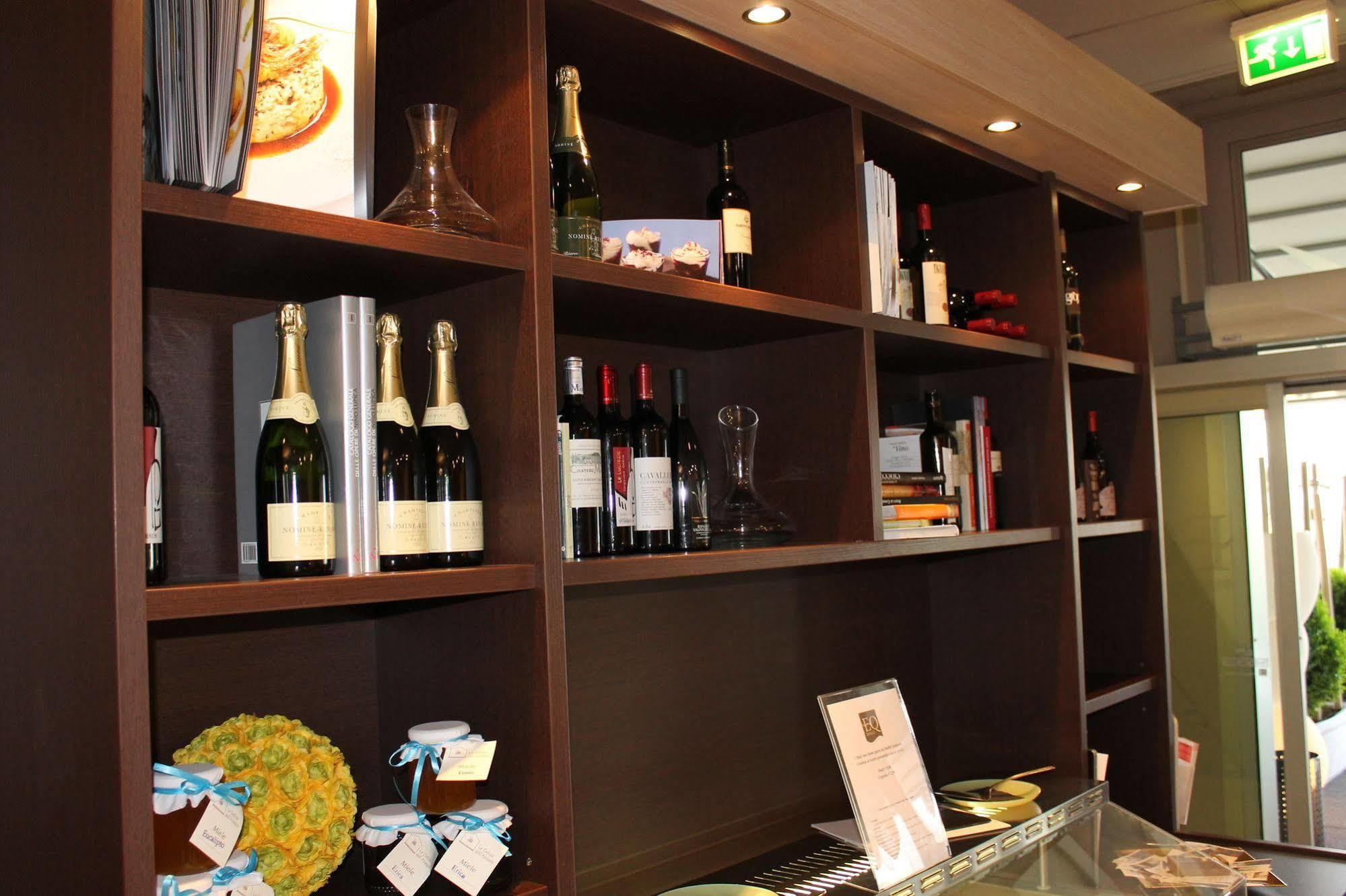 Eq Hotel Travagliato Экстерьер фото